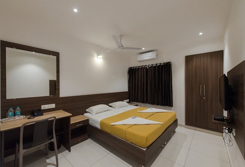 اتاق لوکس, Karuna Residency