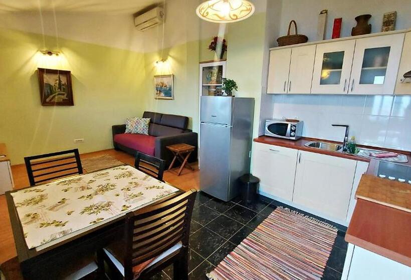 آپارتمان لوکس 1 خوابه, Apartments And Rooms Vila Irma