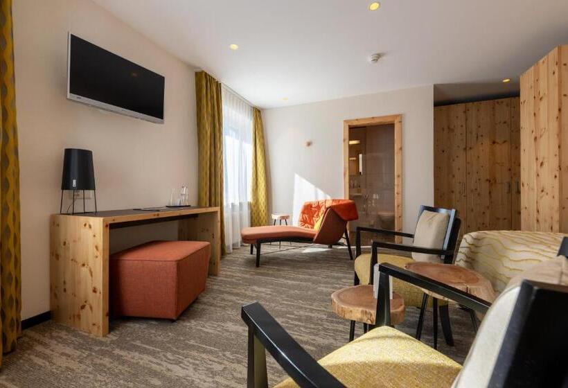 اتاق لوکس, Sporthotel Pontresina
