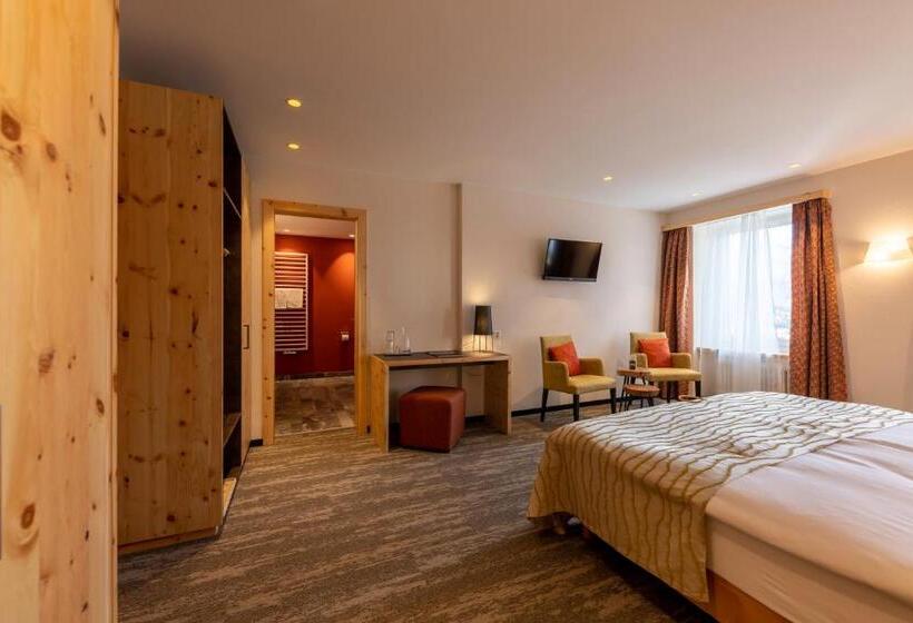 اتاق لوکس, Sporthotel Pontresina