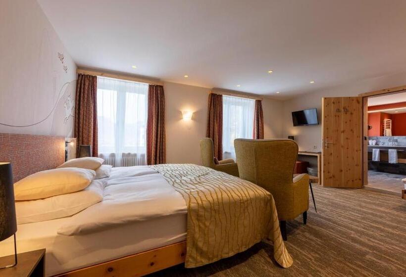 اتاق لوکس, Sporthotel Pontresina
