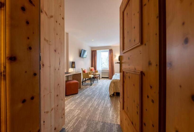 اتاق لوکس, Sporthotel Pontresina