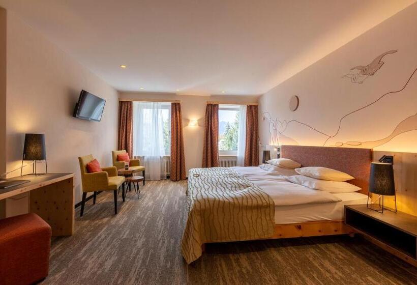 اتاق لوکس, Sporthotel Pontresina