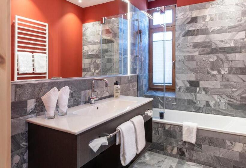 سوییت, Sporthotel Pontresina