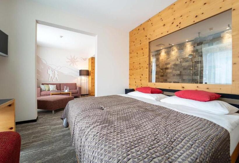 سوییت با چشم‌انداز کوه, Sporthotel Pontresina