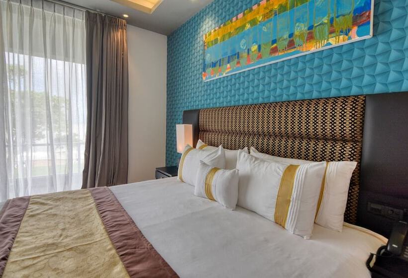 اتاق لوکس با چشم‌انداز دریا, Golden Pearl Tangalle Beach New