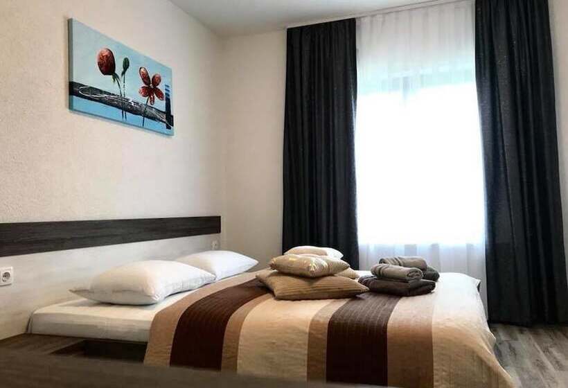 اتاق لوکس, Guest House Klanfar