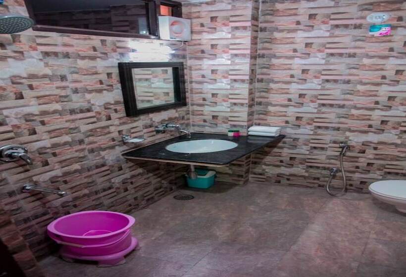 Номер Deluxe, Nahar Singh Haveli