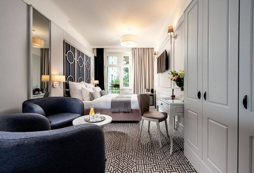 Семейные Апартаменты, Amber Design Residence