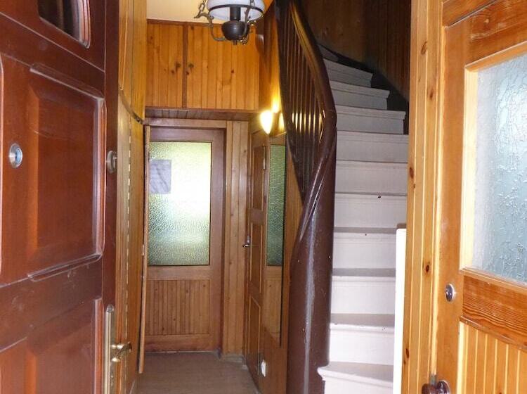 Quarto Familiar Banheiro Compartilhado, Folks Village Plowce House