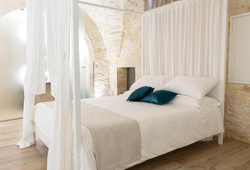 스위트 킹사이즈 침대, B&b Aurelia