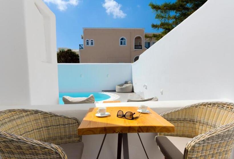 سوییت با چشم‌انداز استخر, Emerald Collection Suites