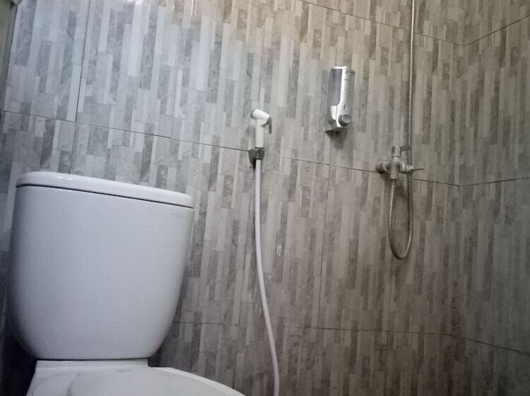 Quarto Deluxe, Sari Laut