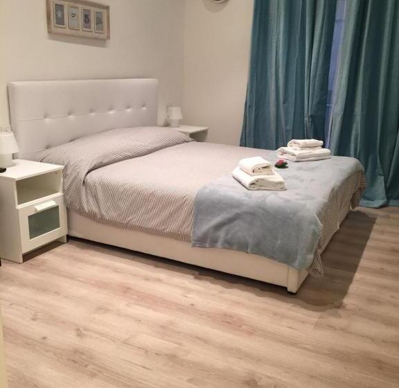 اتاق لوکس, Piazza Cavour Suite