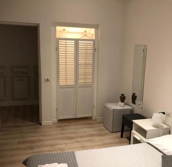 اتاق لوکس, Piazza Cavour Suite