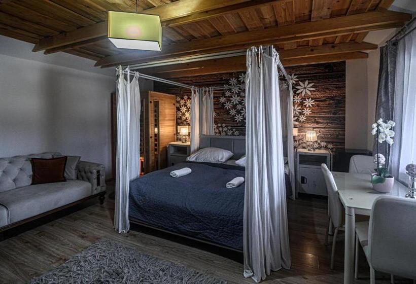 سوییت جونیور لوکس, Sweet Life Wellness Apartments