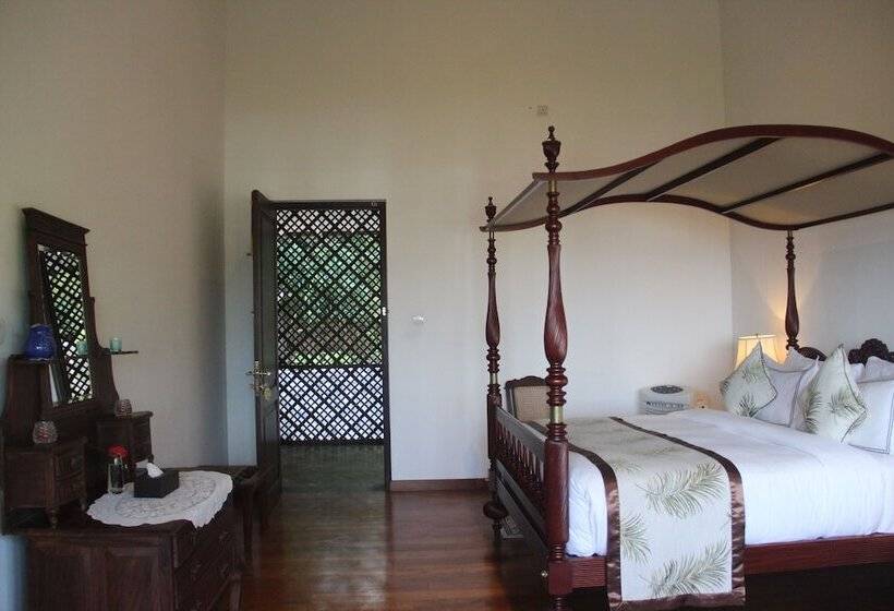 سوییت لوکس, Coffee Bungalow Kandy