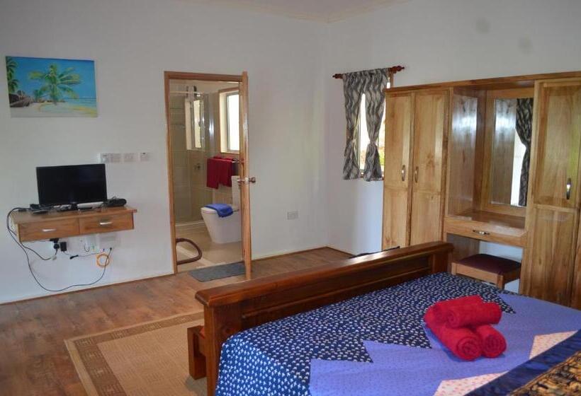 اتاق لوکس با بالکن, Nid Aigle Lodge