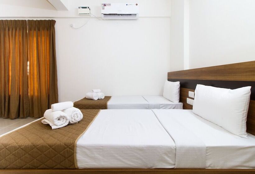 اتاق لوکس, Sanctum Suites Whitefield Bangalore