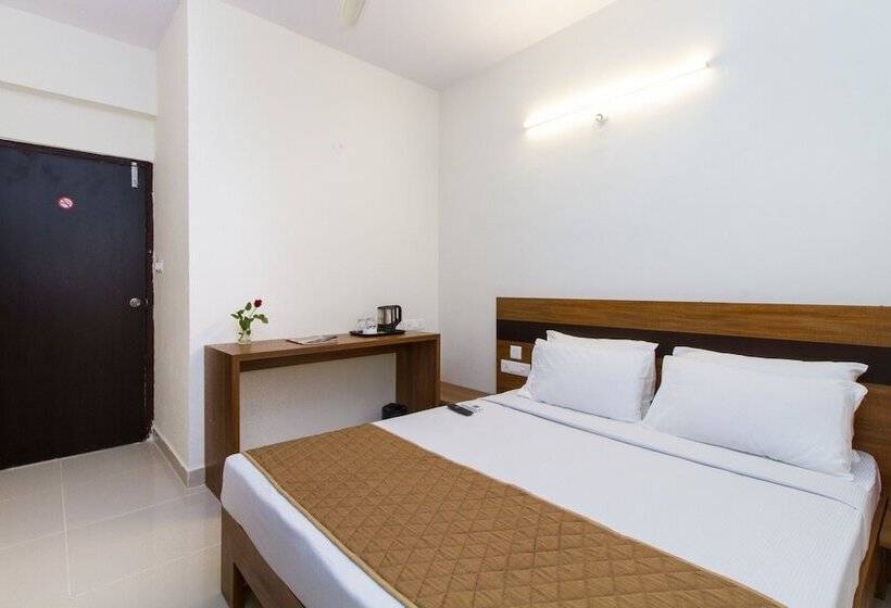 اتاق لوکس, Sanctum Suites Whitefield Bangalore