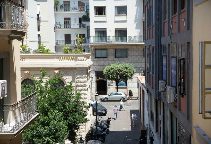 اتاق استاندارد, B&b Salerno Center