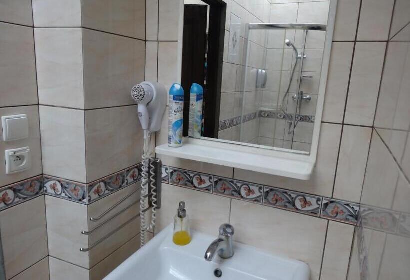 Standardzimmer Geteiltes Bad, Rosemary S B&b