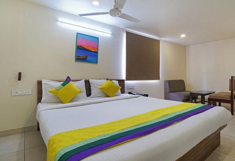 디럭스 룸, Itsy Hotels N Square