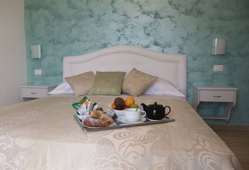 Superior Room with Terrace, Bella Tropea Accommodation