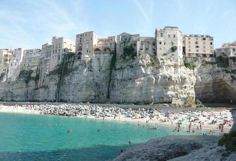 اتاق لوکس, Bella Tropea Accommodation