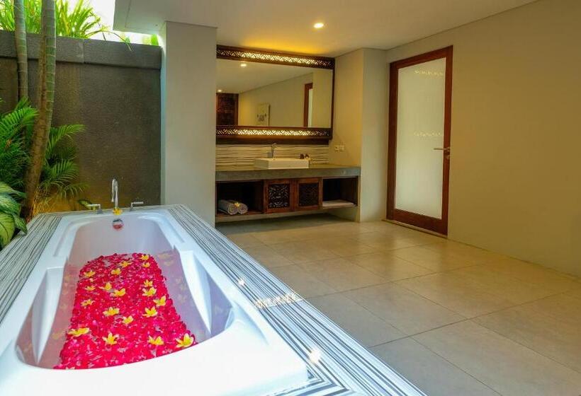 Quarto Estandar Cama King, Papillon Echobeach