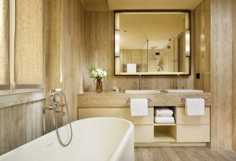 سوییت لوکس, Margutta 19   Small Luxury Hotels Of The World