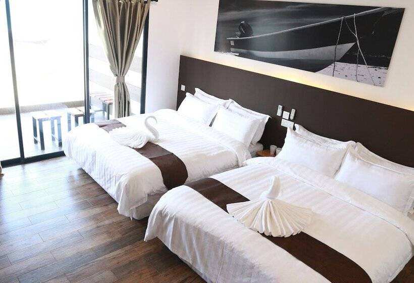 اتاق استاندارد با چشم‌انداز دریا, The Barat Tioman Beach Resort