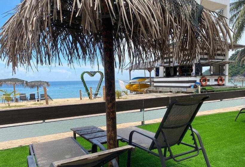 ویلای 1 خوابه, The Barat Tioman Beach Resort