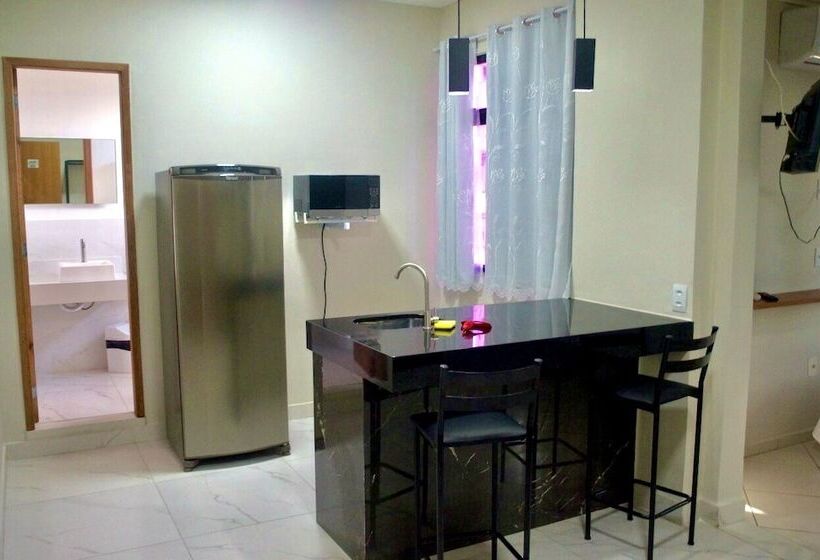 Quarto Quádruplo Standard, Super Economico