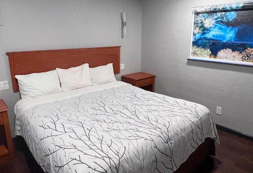 스위트 킹사이즈 침대, Anchorage Inn Lakeport