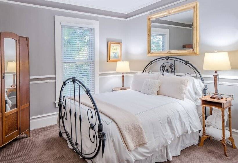 Номер Стандарт, Inn St Helena