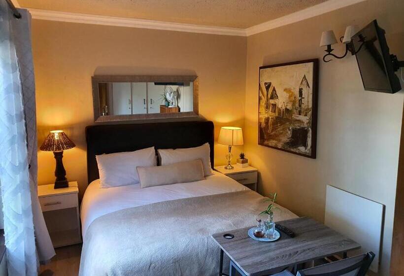 Номер Стандарт, Peppertree Guest House Paulshof Jhb Solar&boreholewater