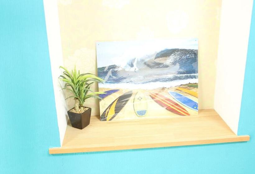 Семейный Номер, Seaside Pension Petit Shirahama