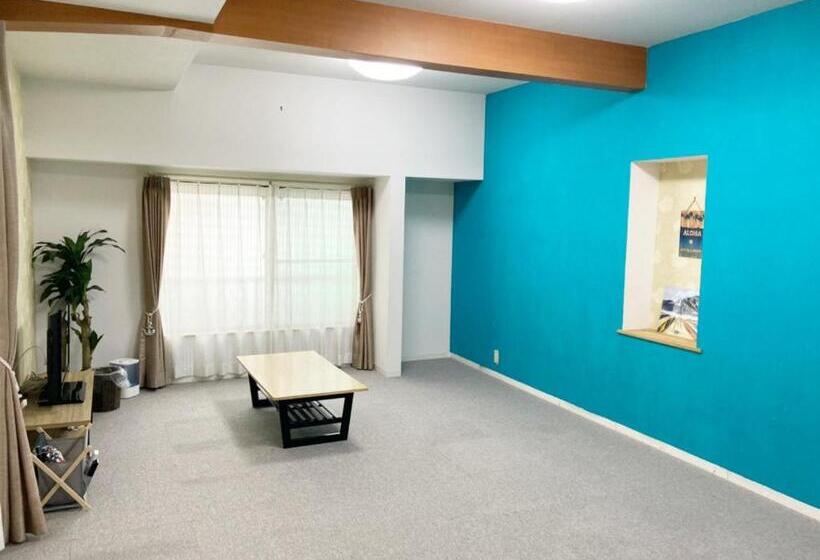 Семейный Номер, Seaside Pension Petit Shirahama