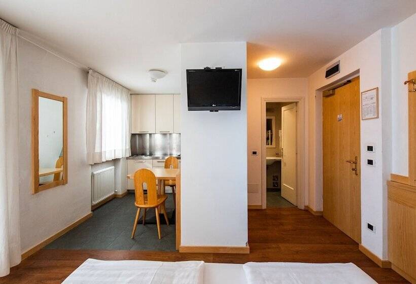 Студио Economy, Residence Contrin