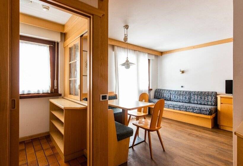 Апартаменты 1 Спальня, Residence Contrin