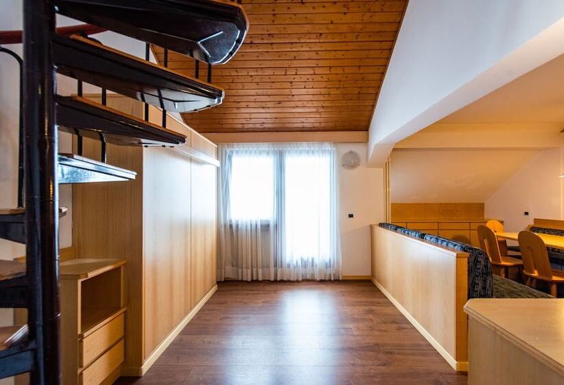 Номер Дюплекс, Residence Contrin