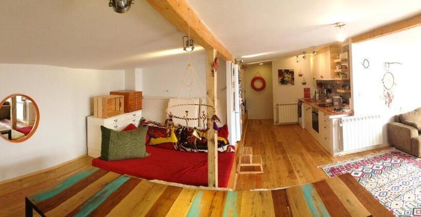 آپارتمان 2 خوابه با تراس, Arkabarka 2  Floating Dream Rooms And Apartments