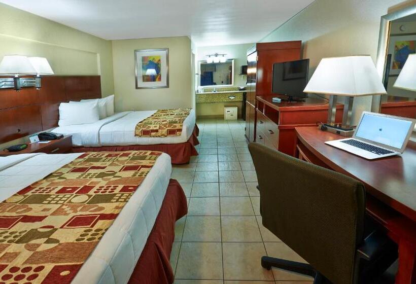Номер Стандарт, Ramada By Wyndham Flamingo Water Park