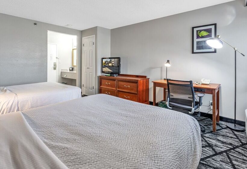 Номер Deluxe, La Quinta Inn By Wyndham Cleveland Independence