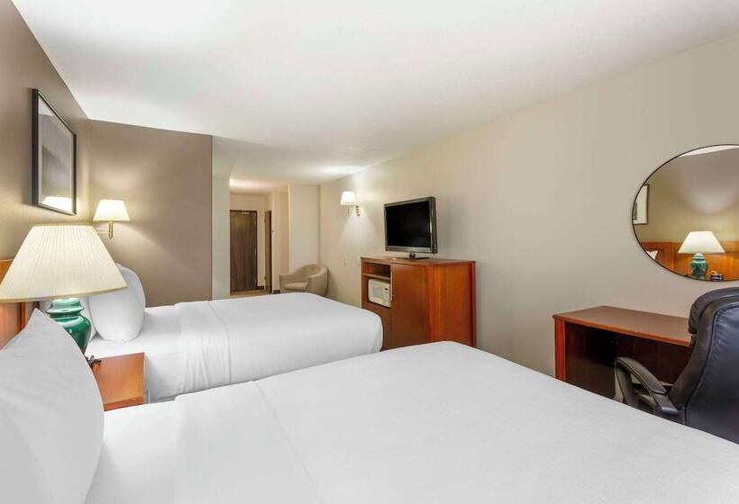 Люкс, Quality Inn & Suites Fillmore I15