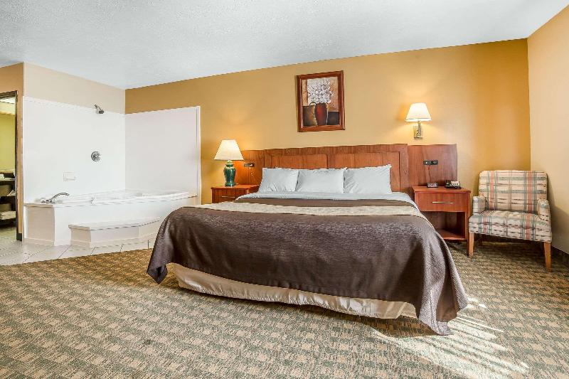 Люкс, Quality Inn & Suites Fillmore I15