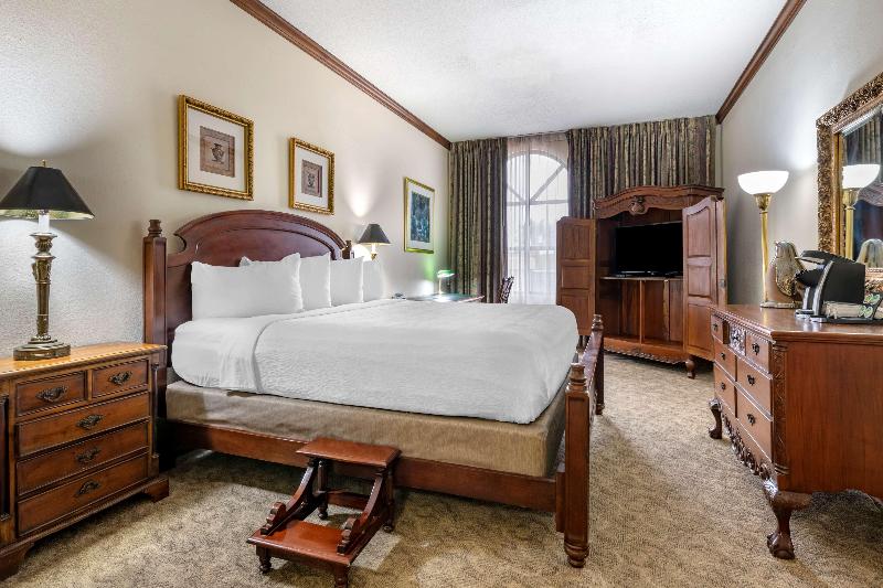 מיטת קינג בסוויטה, Best Western Gateway Grand