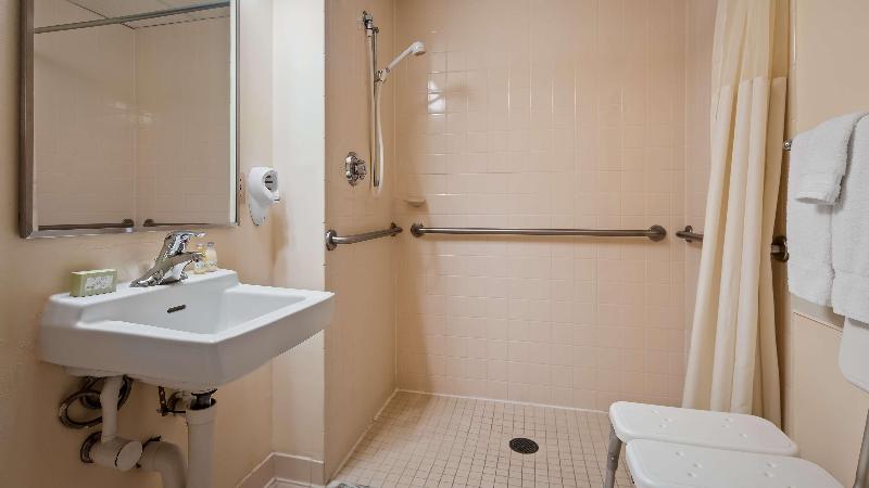 适合残疾人使用的标准间, Best Western Gateway Grand