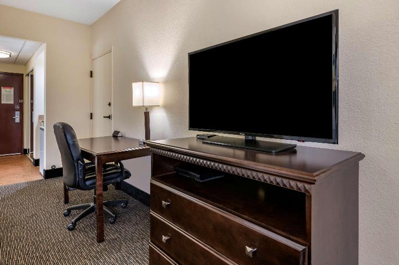 חדר סטנדרט מותאם לאדם עם מוגבלויות, Best Western Gateway Grand